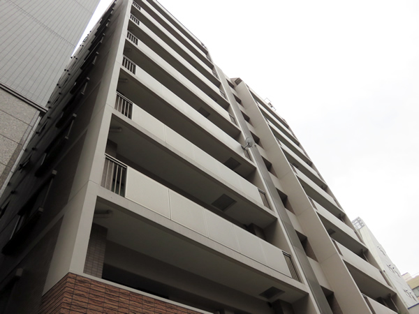 フリーディオ芝公園の外観