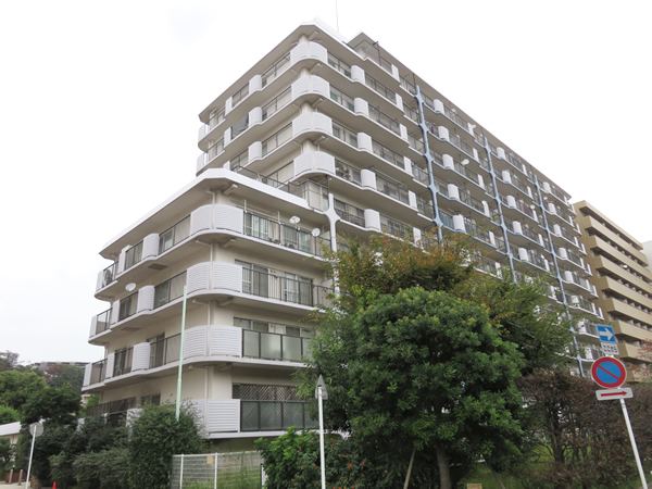 ソフトタウン根岸2番館の外観