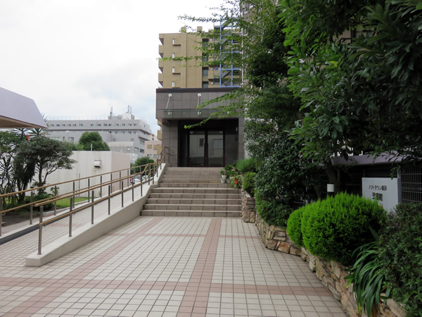 ソフトタウン根岸2番館の外観