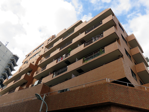 ライオンズマンション麻布十番の外観