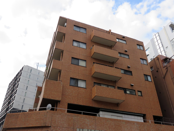 ライオンズマンション麻布十番の外観