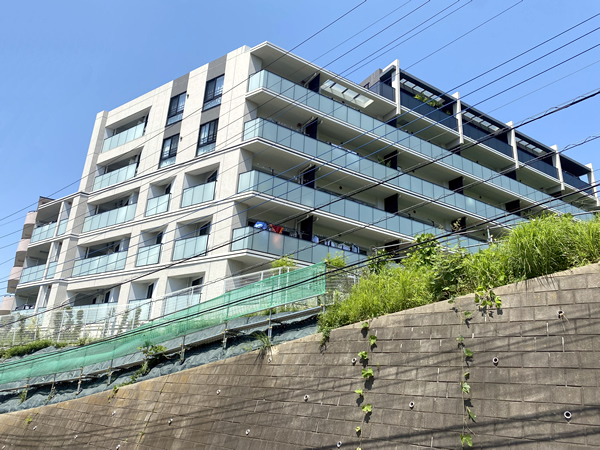 クオス鷺沼ザブライトコートの外観