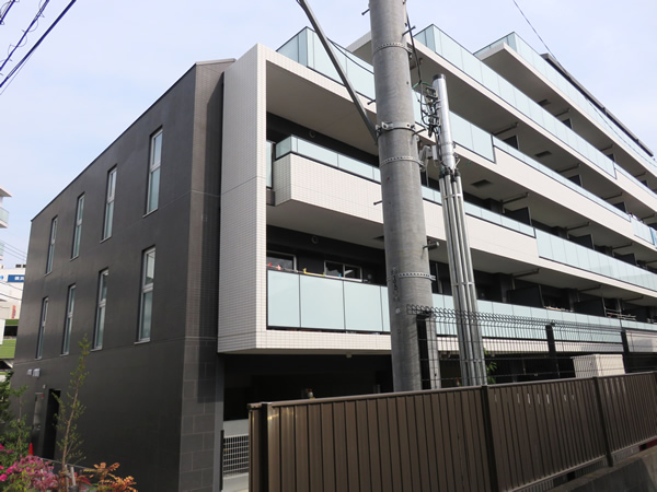 レーベン町田フロントテラスの外観