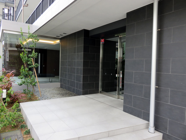 レーベン町田フロントテラスの外観