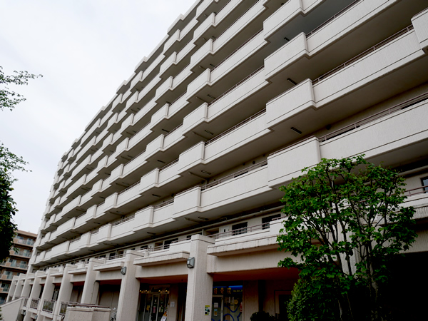 宮崎台プラザビルの外観