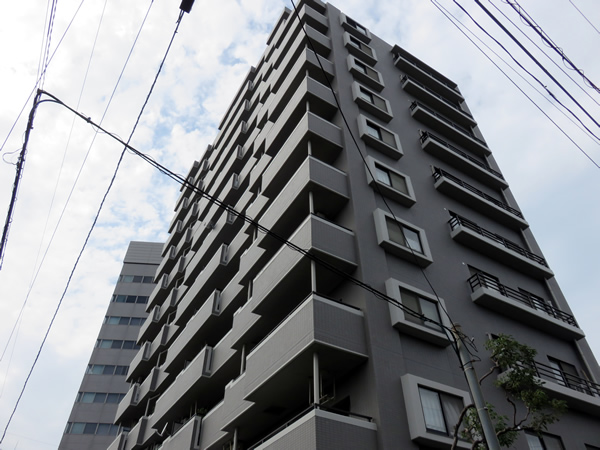 リーベスト本厚木の外観