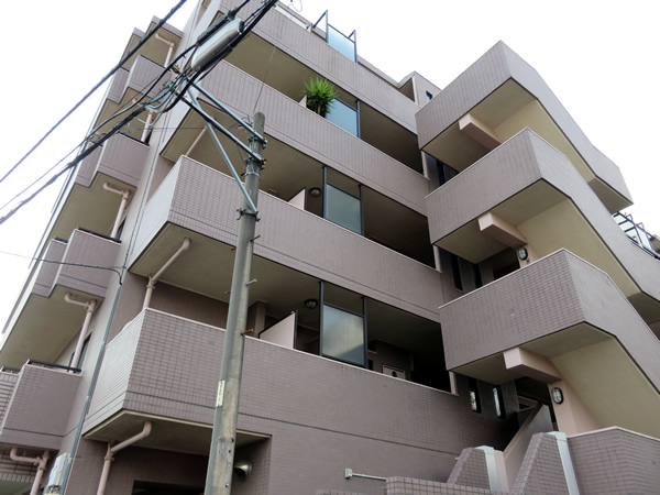 スガヴァンティエム町田の外観