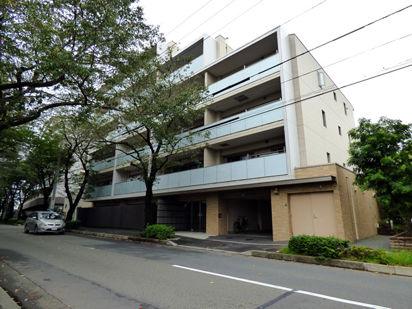 クリオ中央林間の外観