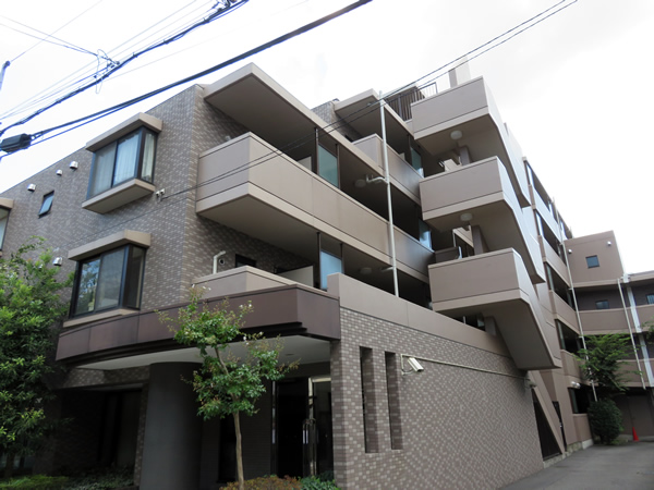 エクセル立教前の外観