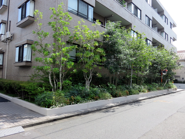 リノグラン東林間ブライトの外観