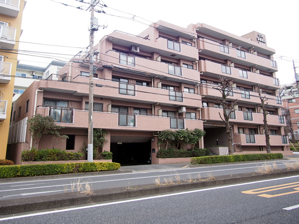 クリオ多摩永山3番館の外観