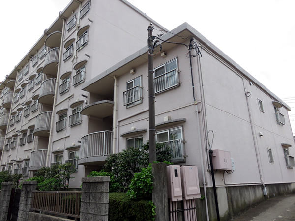 ユニライフ相模大野の外観