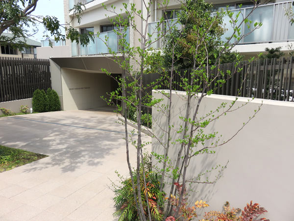 プラウド相模大野トレサージュの外観