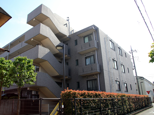 イトーピア梶ヶ谷の外観