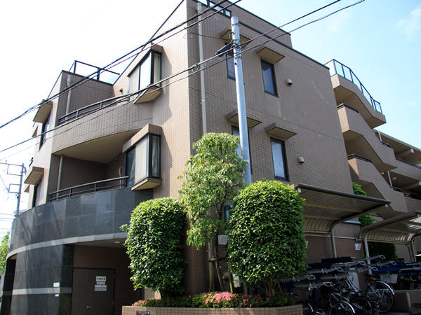 イトーピア梶ヶ谷グランディの外観