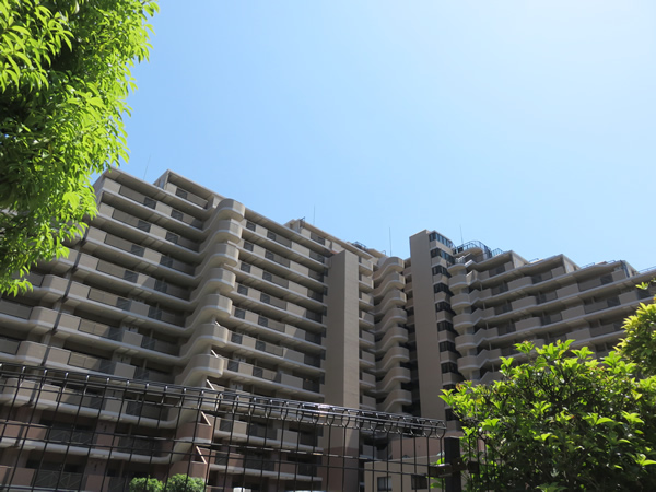 オーベルグランディオベイフロントの外観