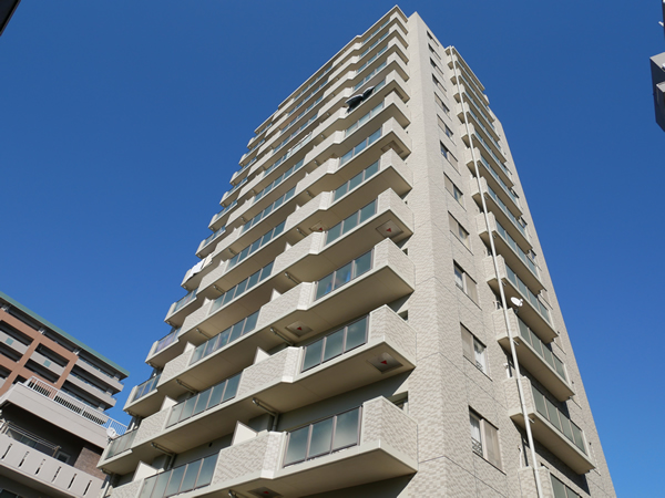 アイディーコート平塚の外観