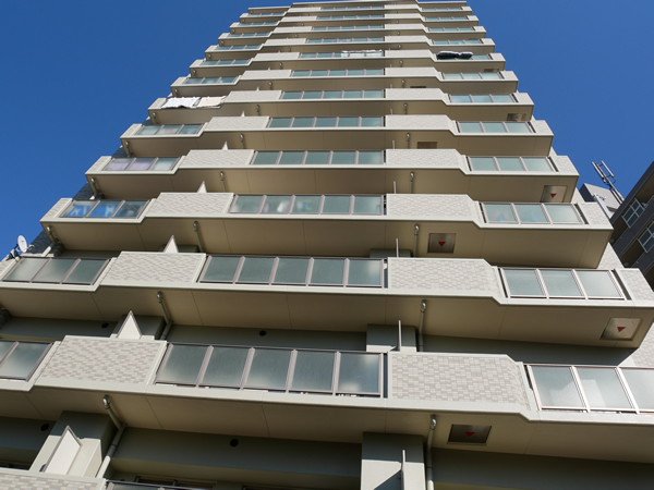 アイディーコート平塚の外観