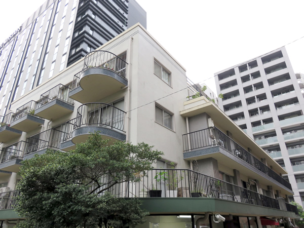 パラッツオ赤坂の外観