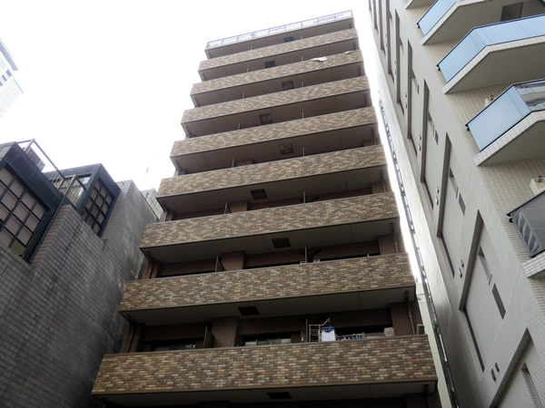 トーシンフェニックス赤坂の外観