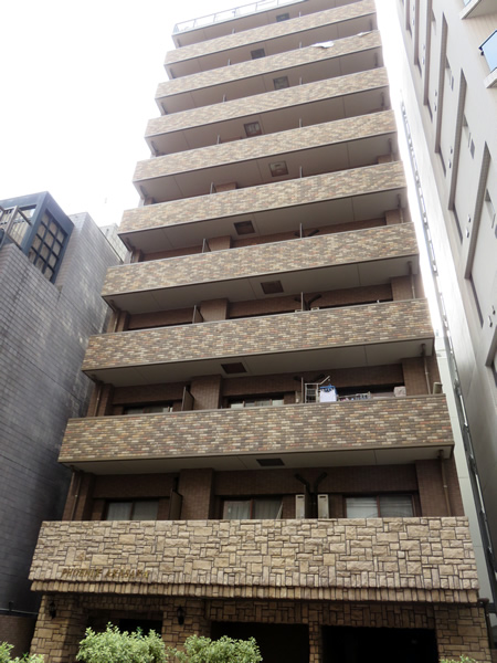 トーシンフェニックス赤坂の外観