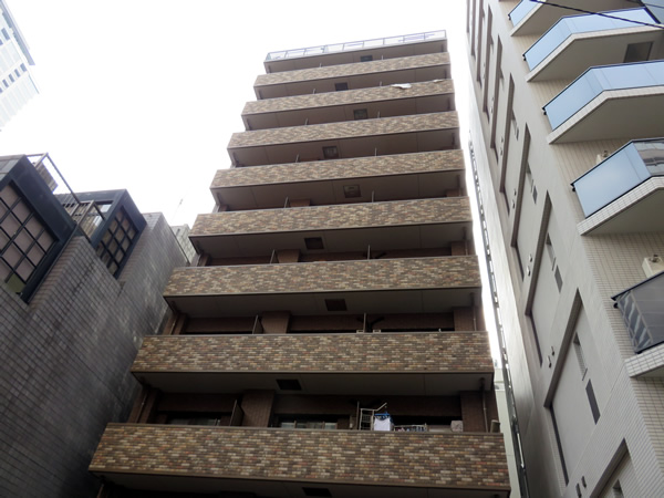 トーシンフェニックス赤坂の外観