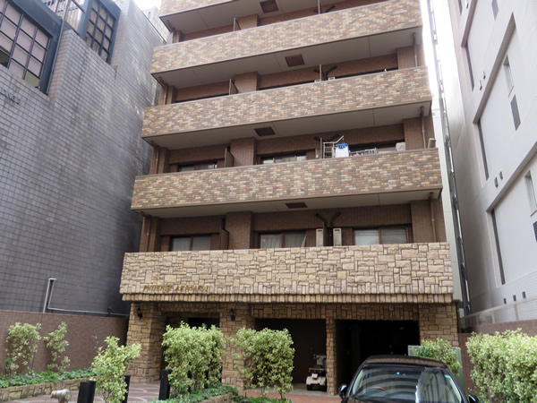 トーシンフェニックス赤坂の外観