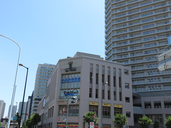 豊洲シエルタワーの外観