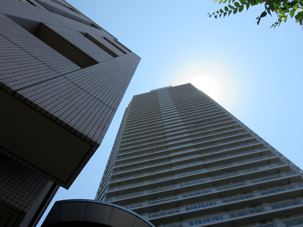 豊洲シエルタワーの外観