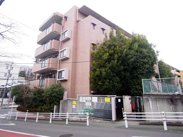 クリオ多摩永山3番館の外観