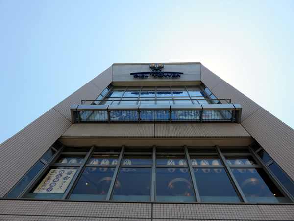 豊洲シエルタワーの外観