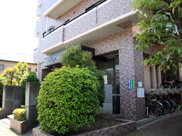 クレッセント宮崎台の外観