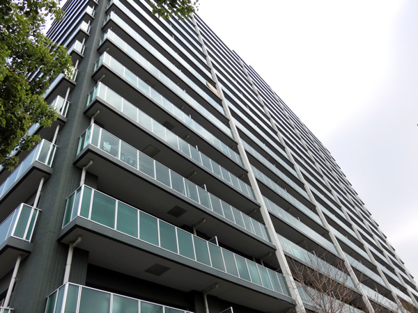 パークスクエア相模大野タワーサウスレジデンスの外観