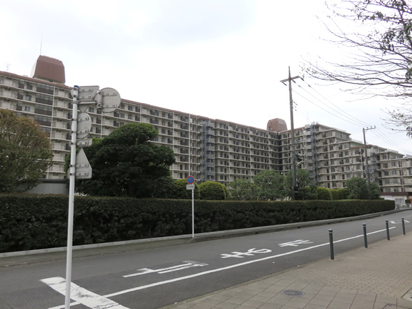 相模大野ハイライズの外観