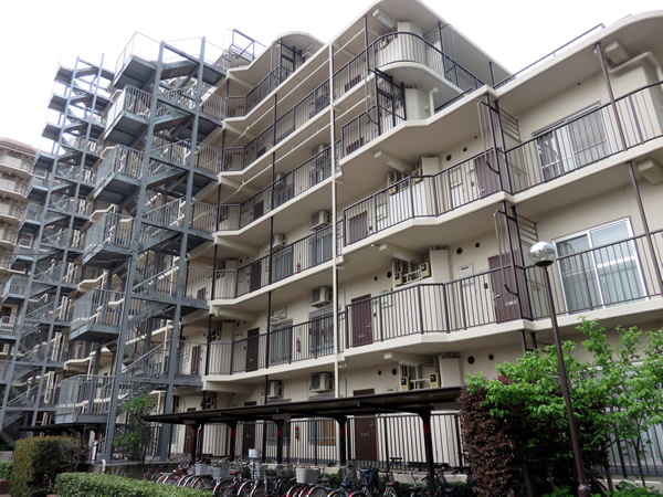 相模大野ハイライズの外観