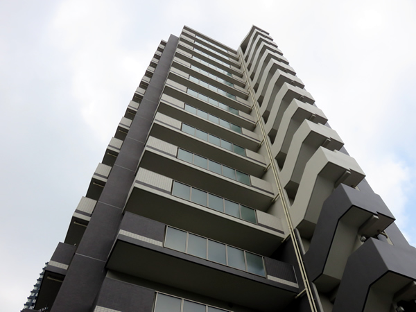 プレシス相模大野の外観