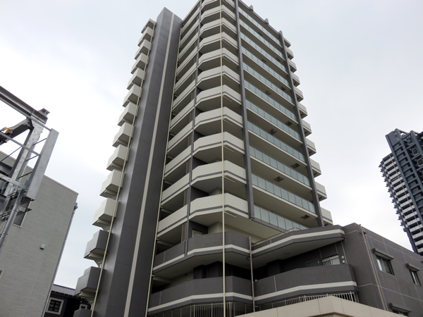 プレシス相模大野の外観