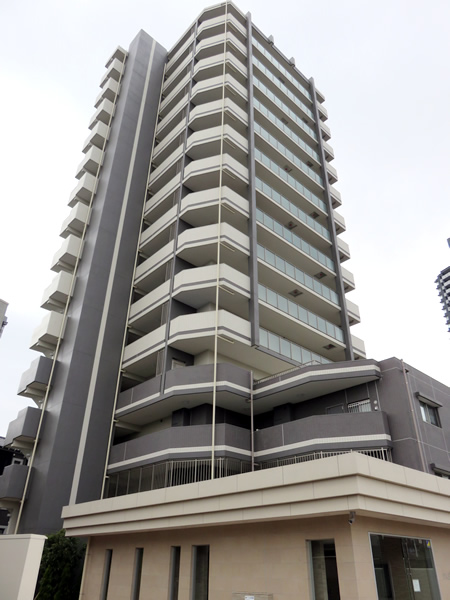 プレシス相模大野の外観