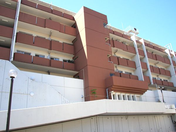 トーカンマンション宮前平の外観