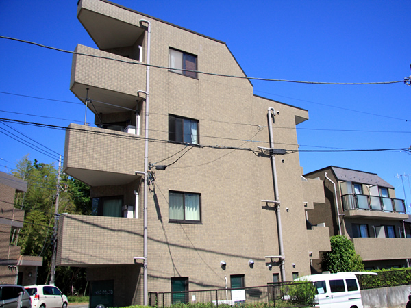 リーセントパレス神木本町の外観