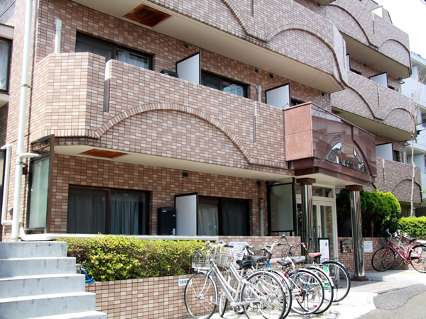 日神パレステージ宮崎台の外観