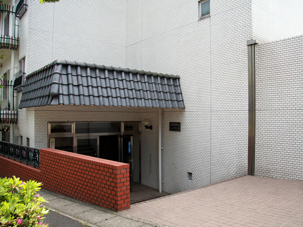 秀和宮崎台レジデンスの外観