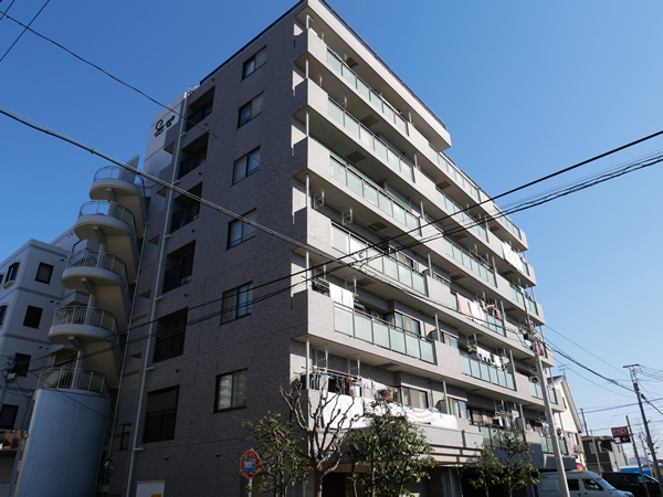 クレアトゥール湘南平塚の外観