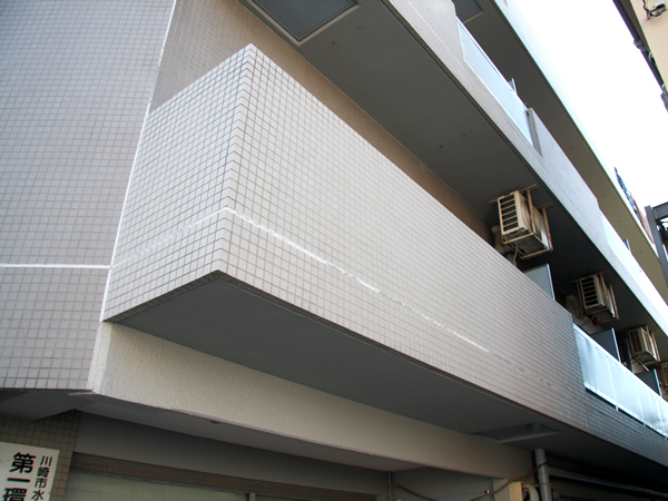 ボンファミリエの外観