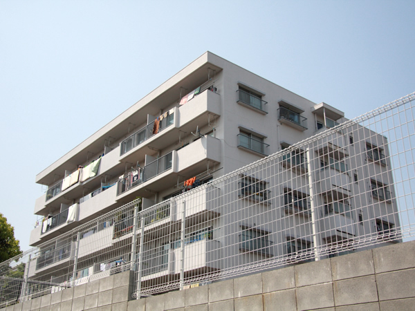 東急ドエル宮崎台テラスＢ棟の外観