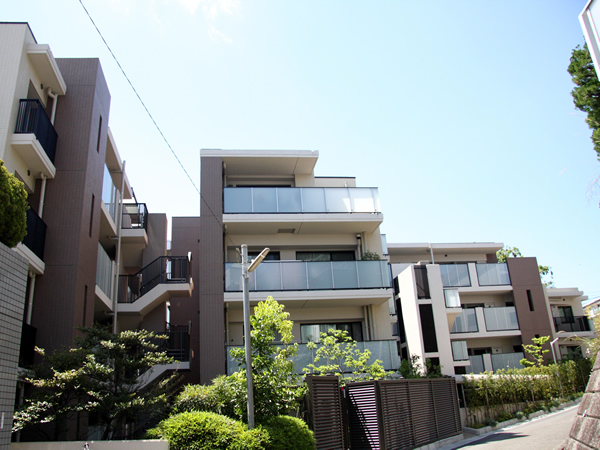 グランドメゾン宮崎台の外観