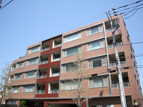 プレシャスヒルズ宮崎台の外観