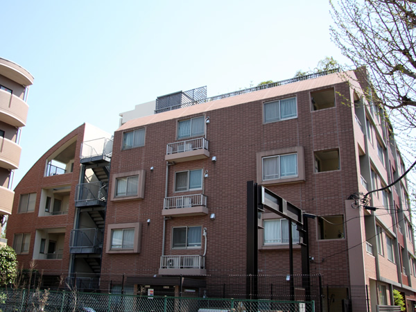 プレシャスヒルズ宮崎台の外観