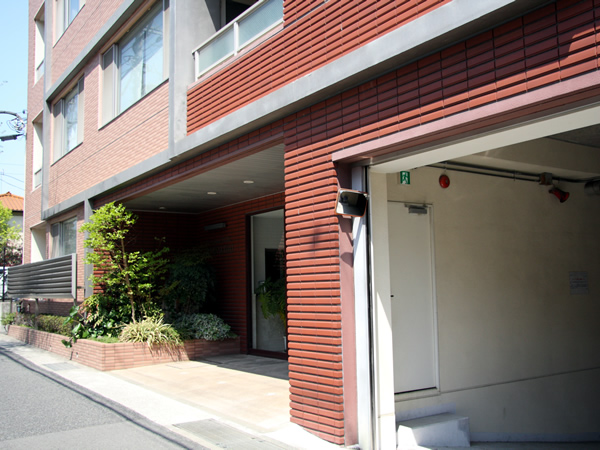 プレシャスヒルズ宮崎台の外観