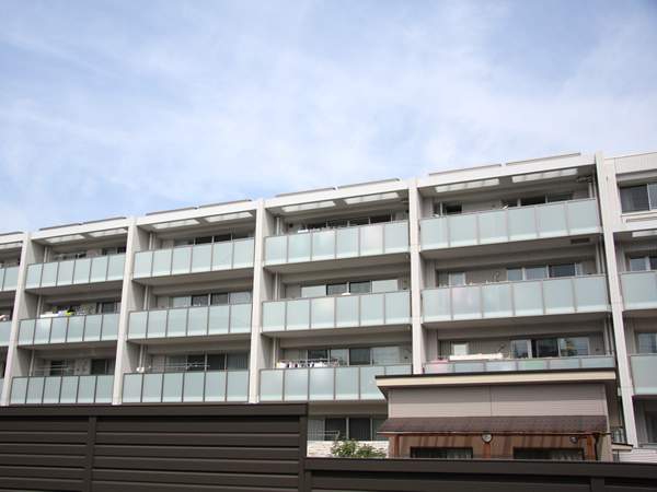 プレミスト宮崎台の外観